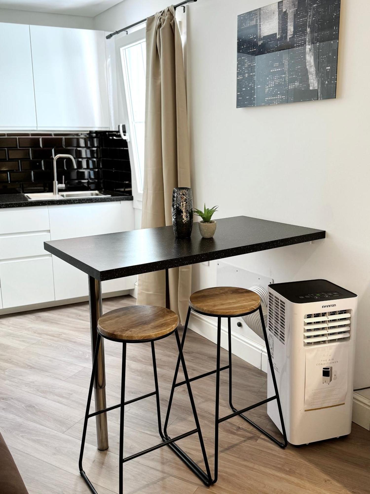 Delightful City Centre Studio Clarendon Apartment - Grand Central House Gibraltar Eksteriør billede
